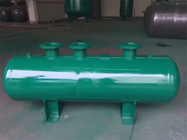 苍溪苍溪苍溪蒸汽分气缸1.jpeg